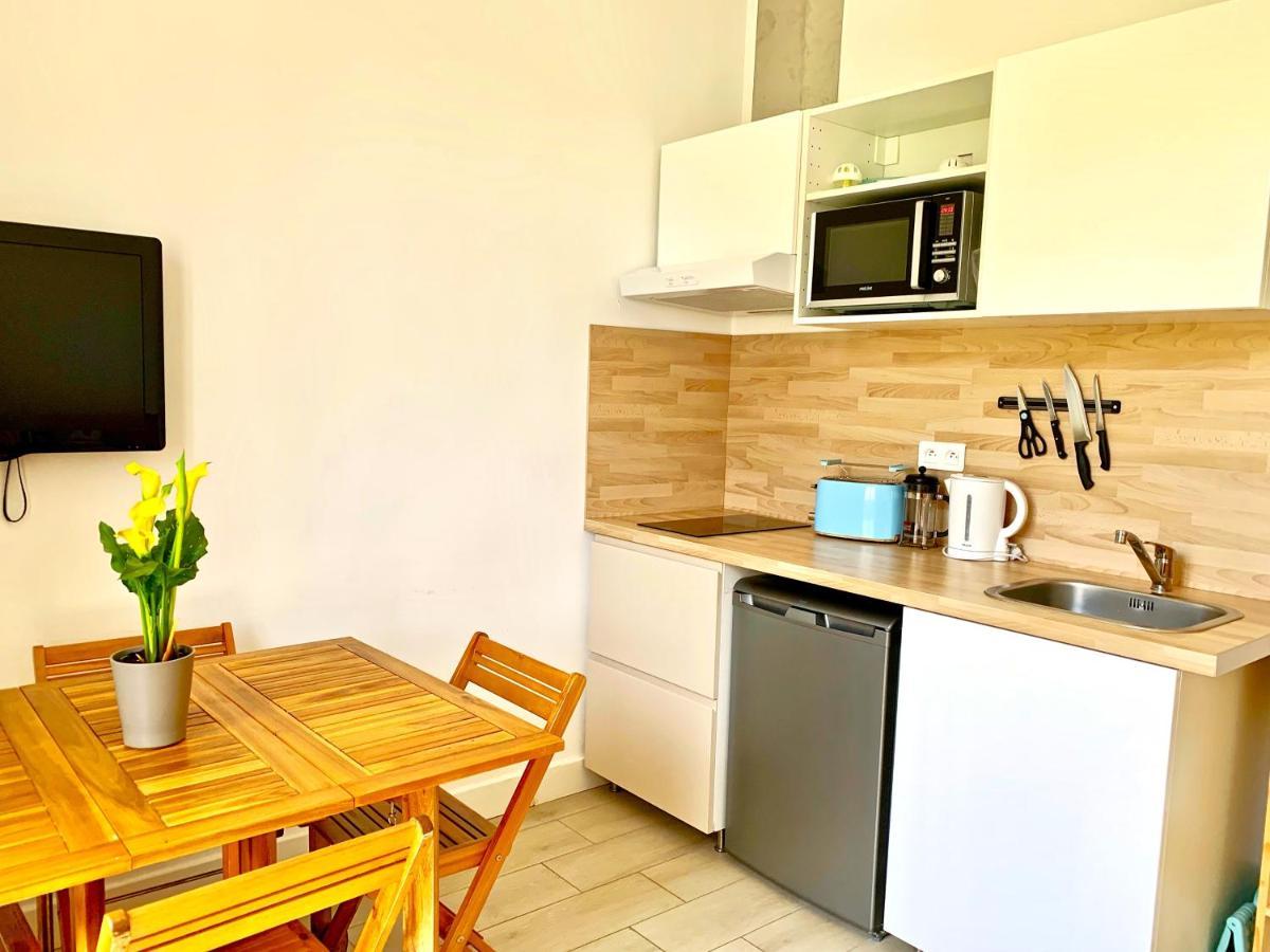 Blue Summer Vibes Apartment For 4P, Ac, Balcony, Parking, Beach At 50M, Spa Access -4 لا سيوتا المظهر الخارجي الصورة